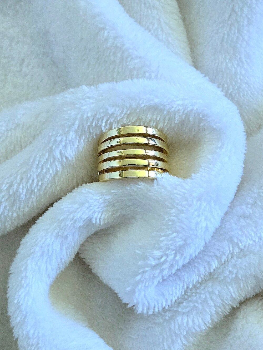 Gold💛 Multi Row Band Ring💍 - NWOT